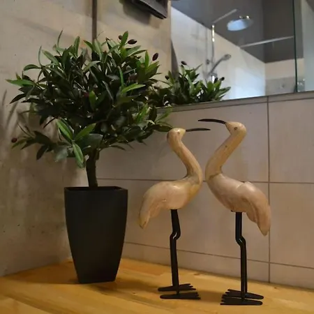 Zephyr Luxe Sea And Mountain View *