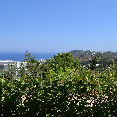 아파트 Zephyr Luxe Sea And Mountain View
