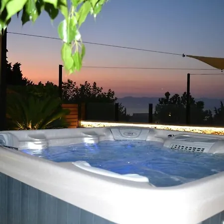 Διαμέρισμα Zephyr Luxe Sea And Mountain View *